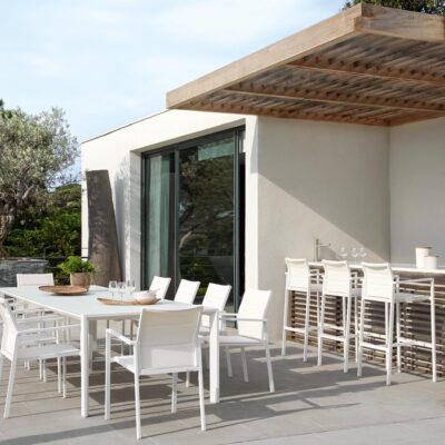 Garden Furniture: bar stools, tables and chairs from Diphano in Spain