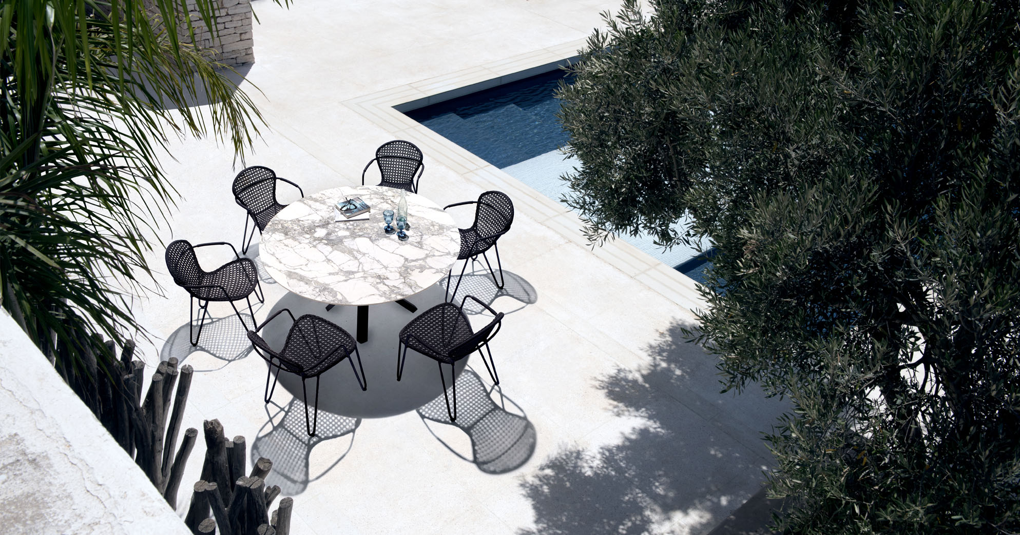 Joli-Fizz Tables and Chairs